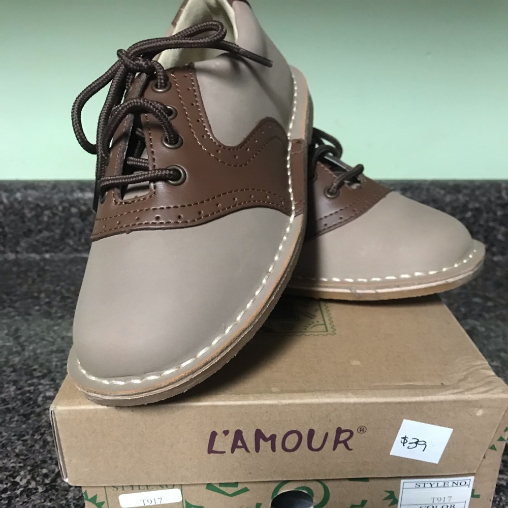 L’AMOUR boys shoes size 12